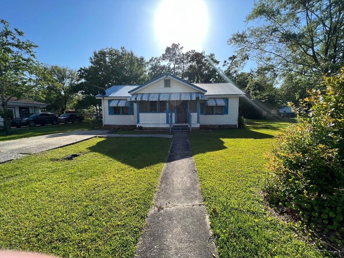 4313 Charles St, Moss Point, MS 39563 House Rental in Moss Point, MS
