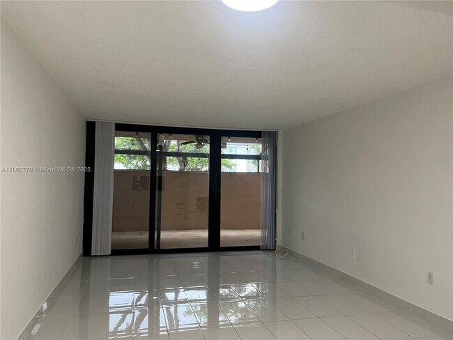 Foto del edificio - 10975 SW 107th St