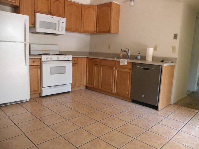Building Photo - 10858 Lamentin Ct