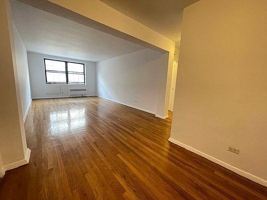 Primary Photo - 1 bedroom in BRONX NY 10452