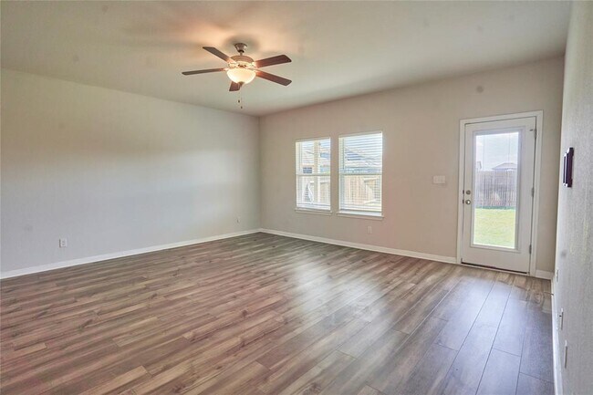 Building Photo - 3034 Mill Run Bnd