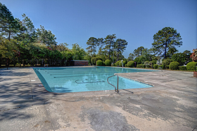 Foto del edificio - 2827 Springfield Dr