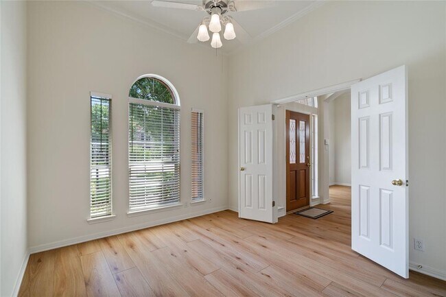 Building Photo - 3628 Aspen Creek Pkwy