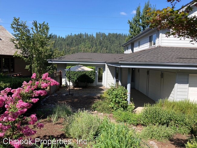 Building Photo - 3 br, 2.5 bath House - 2580 Moon Mountain ...