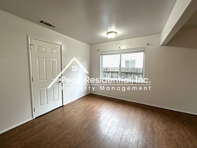 Foto del edificio - Wonderful 3bd/2ba Folsom Home with 2 Car G...