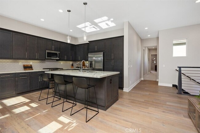 Foto del edificio - 227 Follyhatch