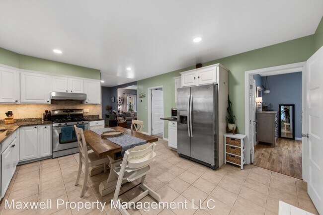 Foto del edificio - 3 br, 2 bath House - 30 Madison St