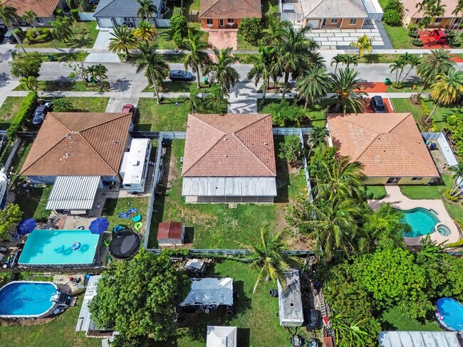Foto del edificio - 13435 SW 257th Terrace