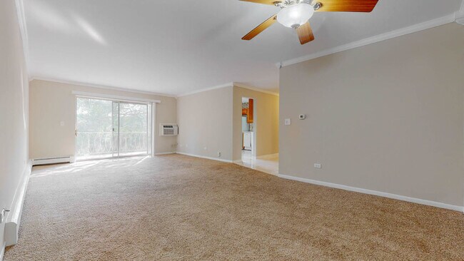 Building Photo - 1301 S Finley Rd