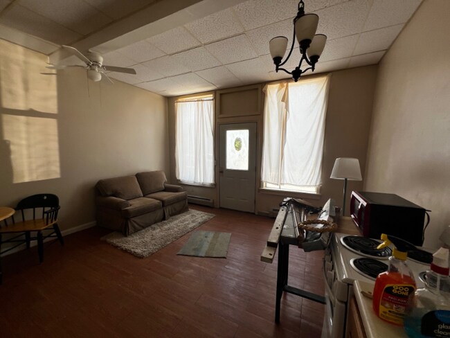 Foto del edificio - 306 Marble St