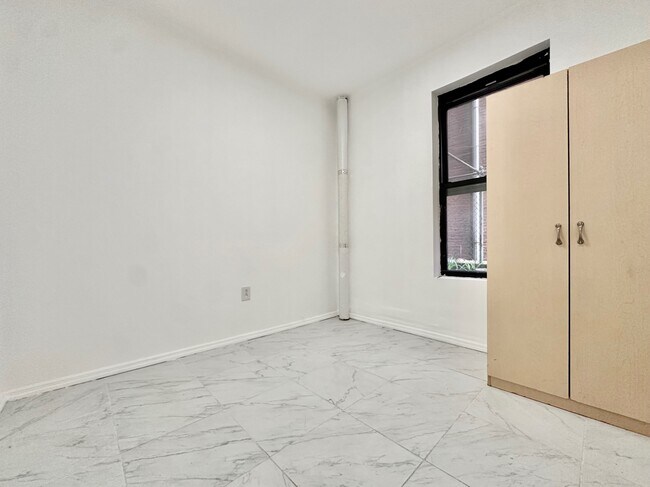 Foto del edificio - 3405 Broadway