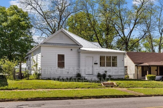 Building Photo - 2028 Avenue V