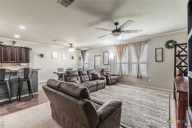 Foto del edificio - 8907 Misty Pine Dr