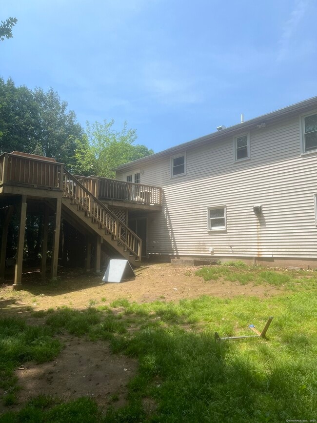 Building Photo - 753 Evergreen Ave