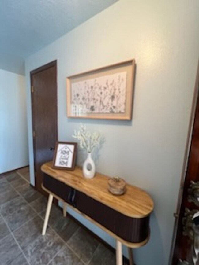 Foto del edificio - 3-Bedroom, 2-Bath Home Convenient Location...