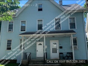 Building Photo - 145 Downs St