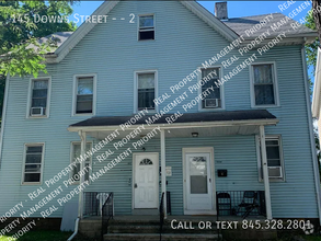 Building Photo - 145 Downs St