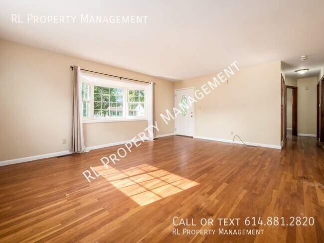 Building Photo - Beautiful 5 Bedroom 2 Full Bathroom home l...