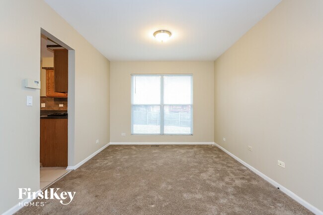 Building Photo - 454 Bluebird Dr