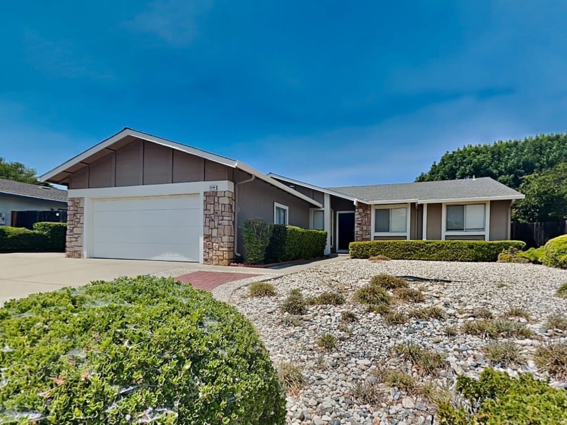 2236 Lafayette Dr House Rental in Antioch, CA