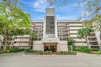 Building Photo - 6420 Boca Del Mar Dr