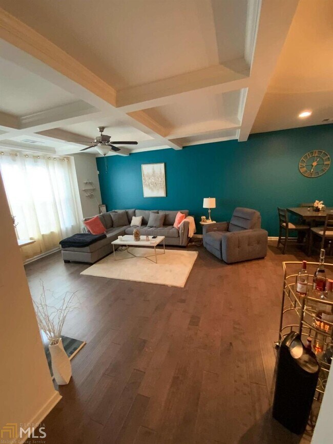 Foto del edificio - 7595 Bucknell Terrace
