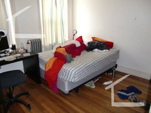 Building Photo - 239 Freeman St