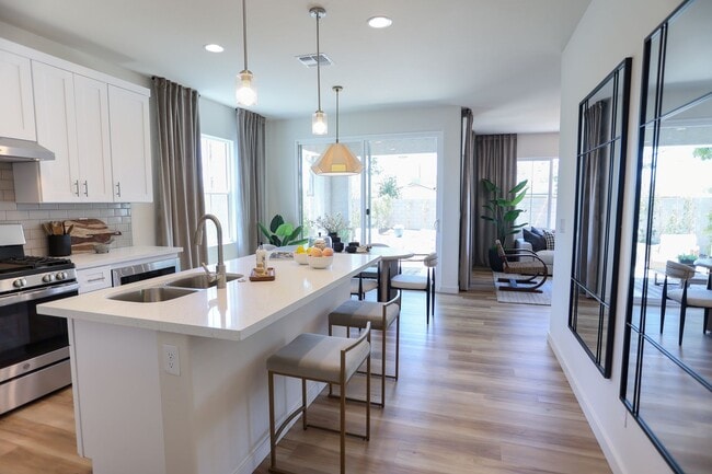 Photo - Gated Community / Pet Friendly / Newly Built - in Central Phoenix House