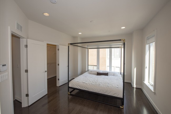 Master Bedroom - 8071 Tribeca Street