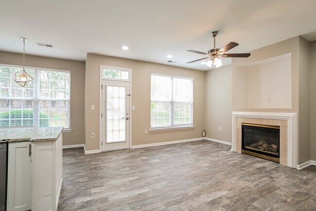 Foto del edificio - 2605 Brahman Meadows Ln