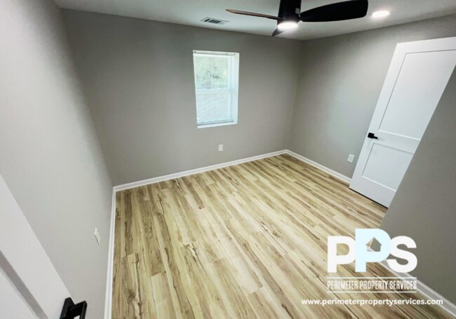 Foto del edificio - 605 Paines Ave NW