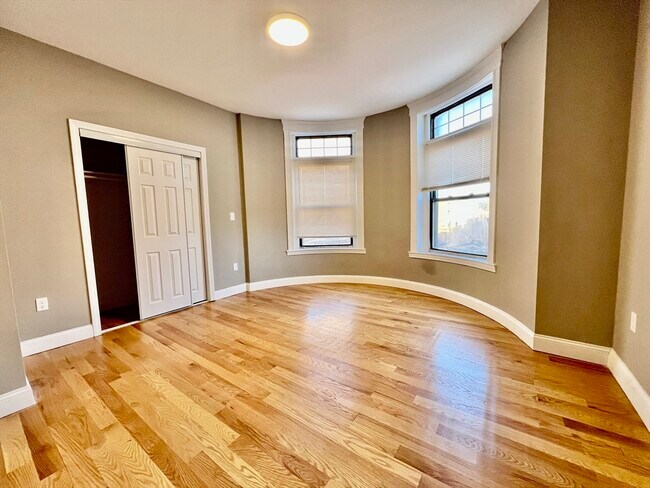 Foto del edificio - 1914 Beacon St