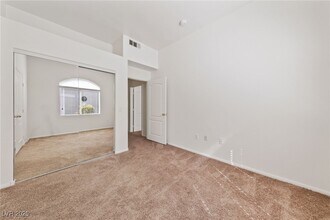 Building Photo - 700 Carnegie St