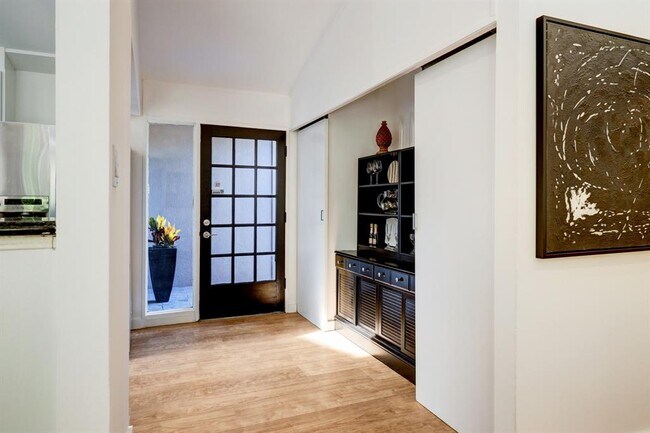 Foto del edificio - 5511 Jackwood St