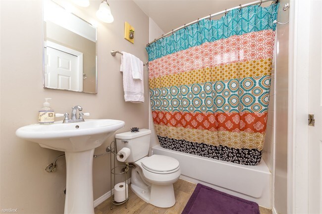 Foto del edificio - 1 br, 1 bath House - 2684 Mission Blvd