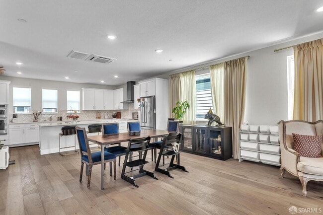 Foto del edificio - 2821 San Jacinto Ln