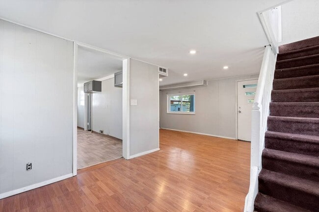 Building Photo - 3021 Old Sellars Rd