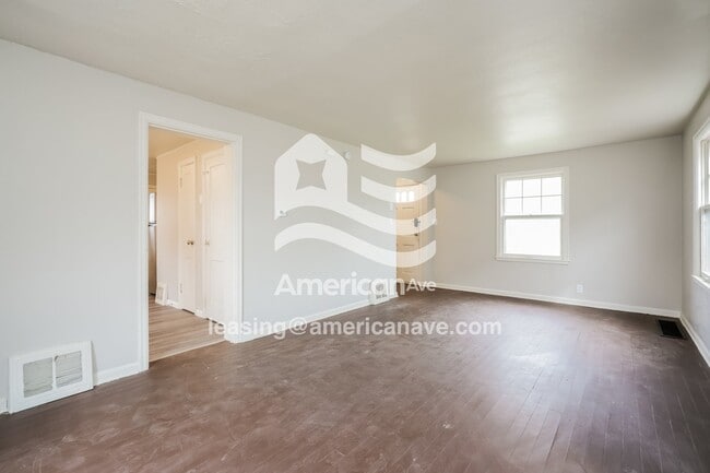 Foto del edificio - 1325 N Meade St