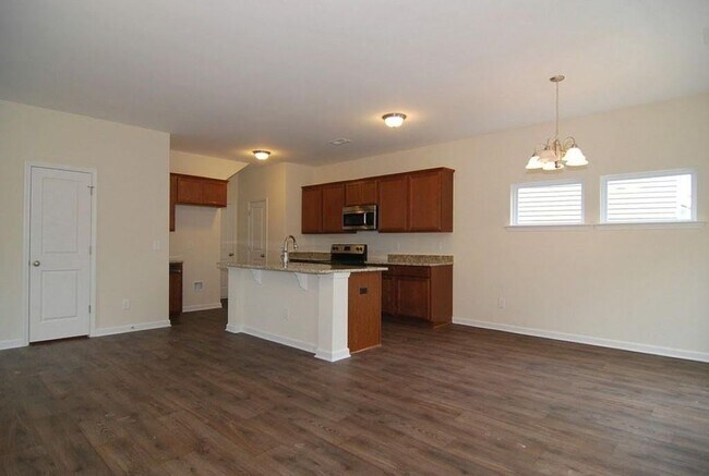 Foto del edificio - CHARMING HOME IN CONGAREE POINTE