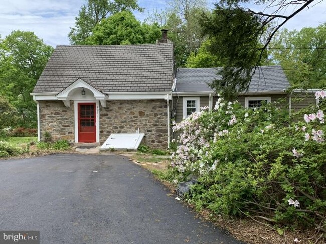 Building Photo - 203 Penn Valley Terrace