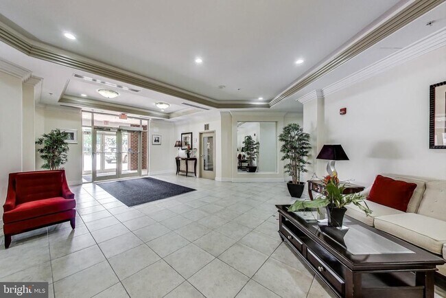 Foto del edificio - 4480 Market Commons Dr