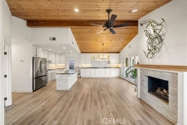 Foto del edificio - 27021 Calle Juanita