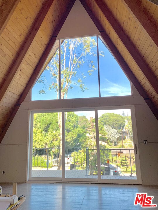 Foto del edificio - 3237 Kelton Ave