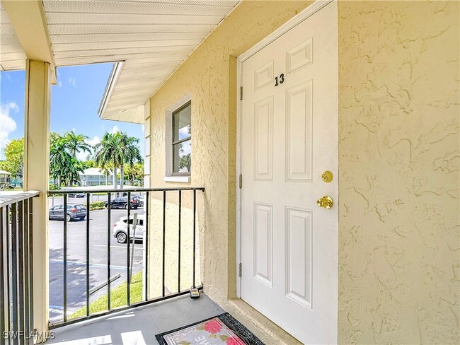 Foto del edificio - 28120 Pine Haven Way