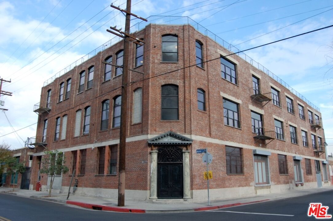 Foto principal - 652 Mateo St
