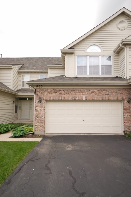 Photo - 863 Havenshire Rd (Naperville, IL)