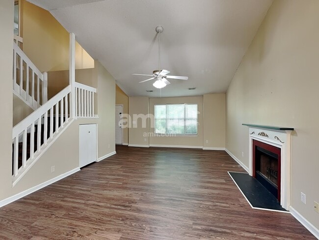 Building Photo - 9115 Merlot Lane