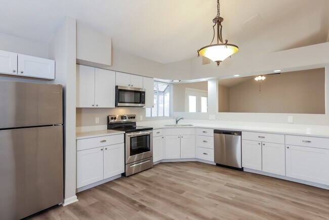 Building Photo - Charming 3BR House in Glendale