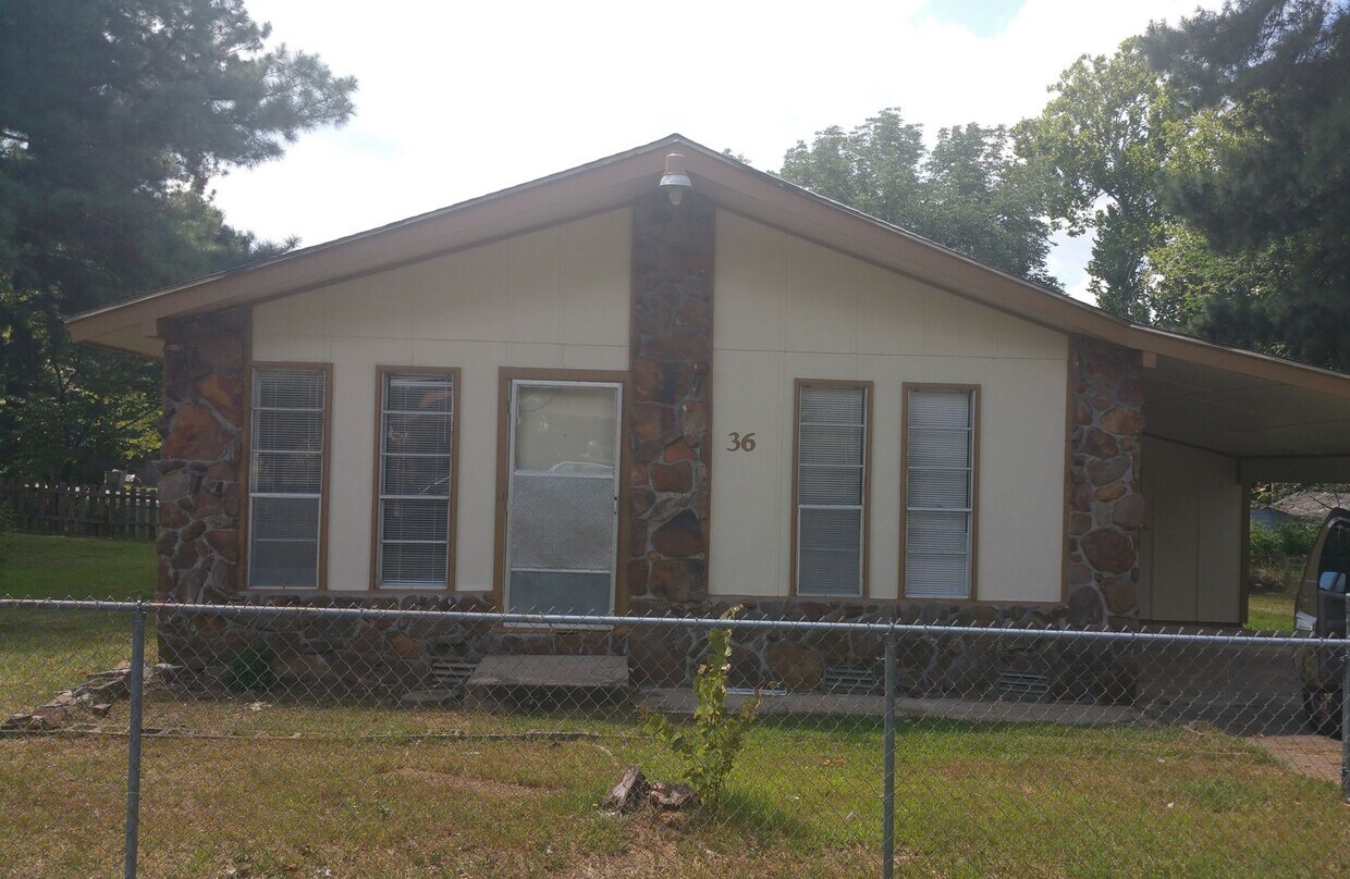 Foto principal - 3 bedroom Central air and heat home sherwood