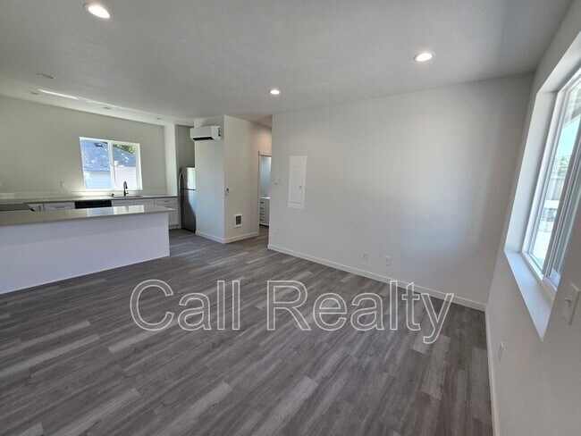 Foto del edificio - 4215 N Locust Rd